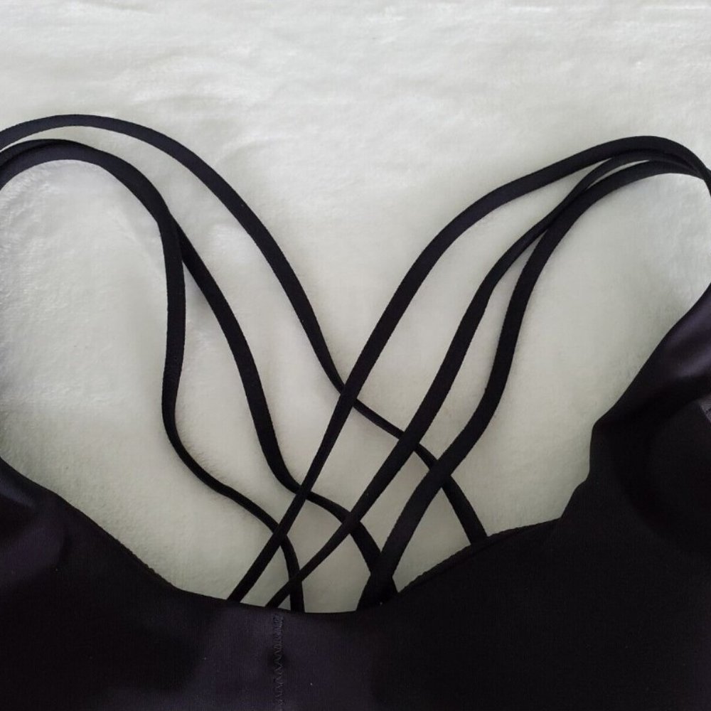 Activewear Women's Seamless Mid-Impact Strappy Back Sports Bra - All in …